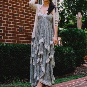 Fall In Love Sage Maxi Dress  Size Large
